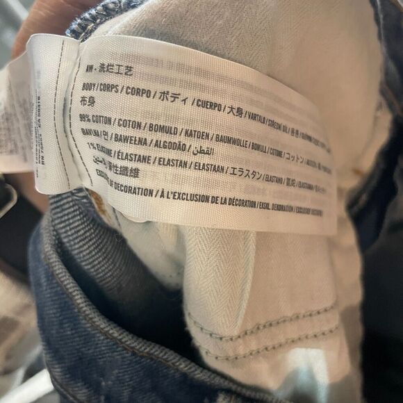 Abercrombie & Fitch High Rise Mom Jean Distressed Size 25 Regular Medium Wash - Picture 8 of 11